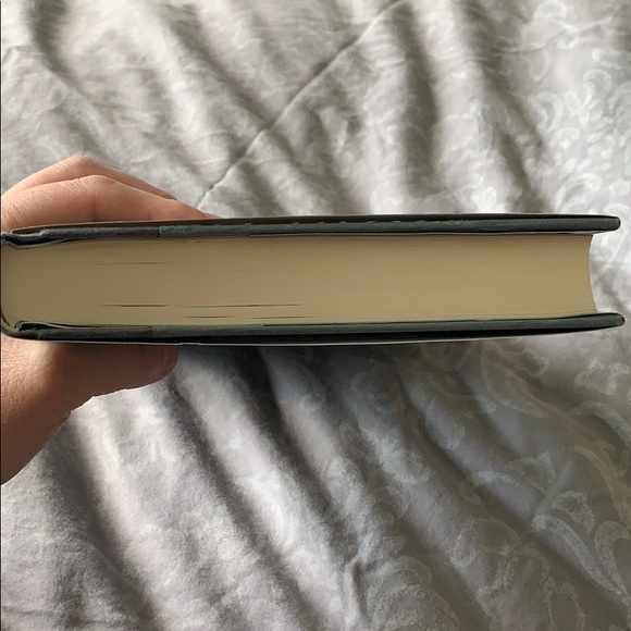 🔥3/$10 The Girl on the Train Paula Hawkins novel - Picture 4 of 11